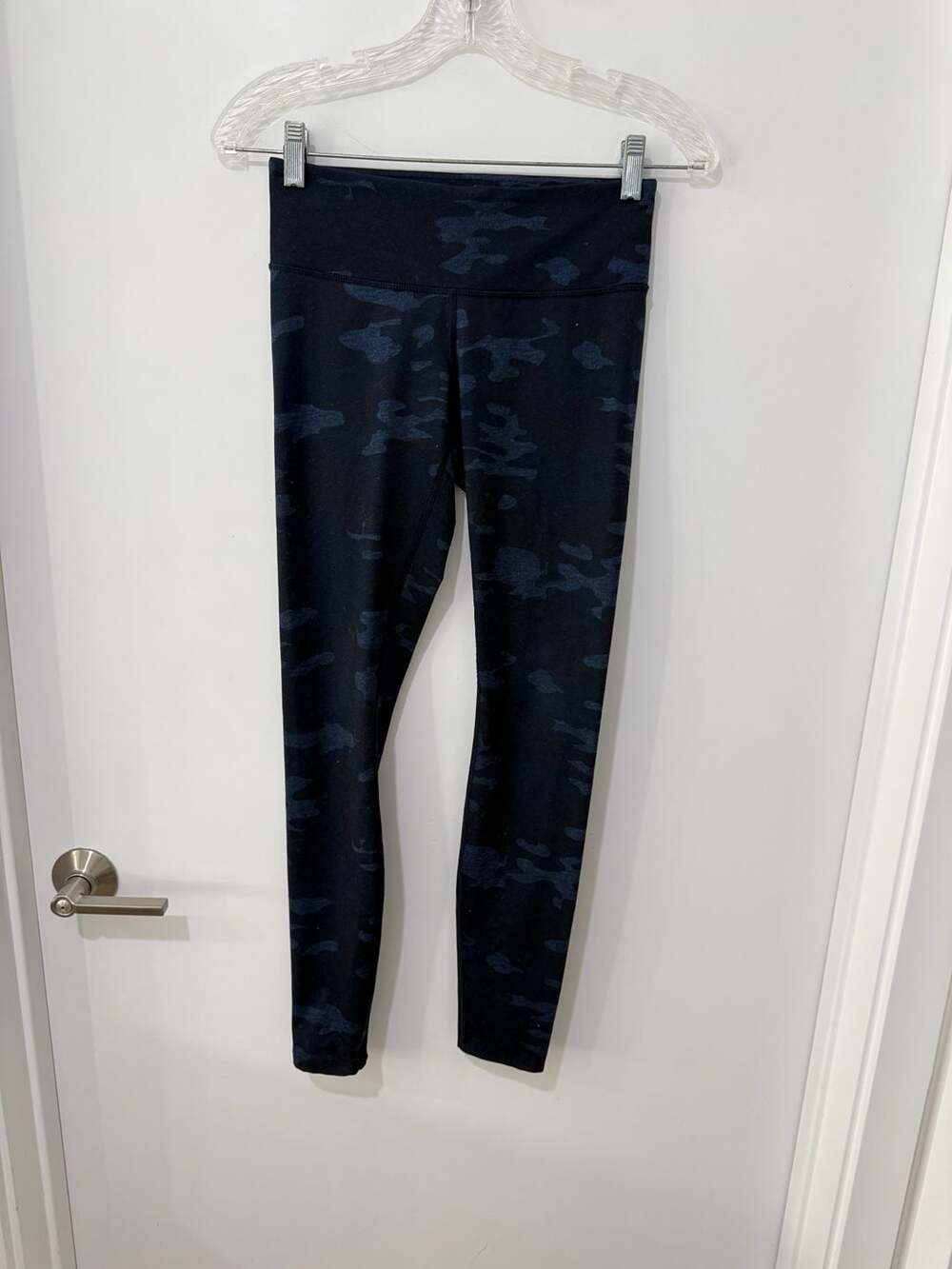 Lululemon Wunder Under High-Rise Legging in Black Camo Print, Size 4